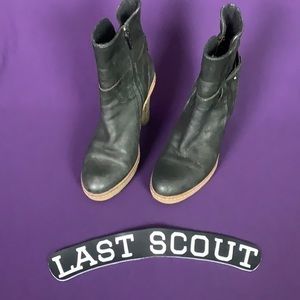 Manas Arabella Black Bootie